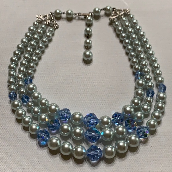 Vintage Laguna 3 Strand Necklace Hues of Blues - Picture 6 of 6